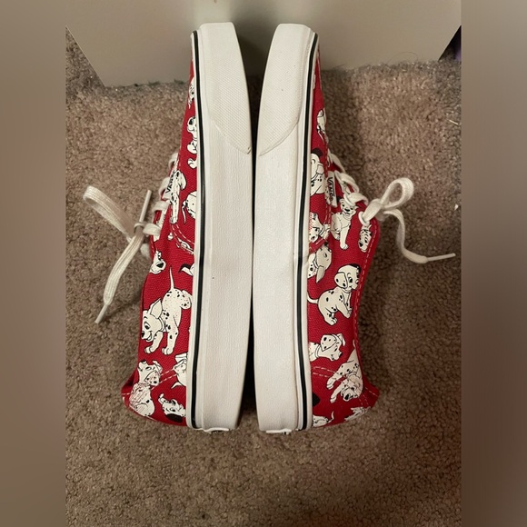101 Dalmatians Vans - Picture 5 of 9
